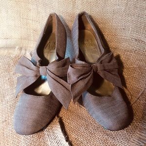 ann marino bow shoes